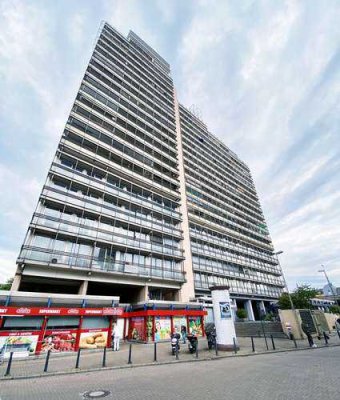 Modernisierte Wohnung mit Balkon im 5. OG