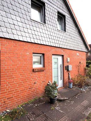 Im Auftr: Bereits modernisierte Doppelhaushälfte in ruhiger Wohnstraße in Kiel-Klausbrook – nähe Uni