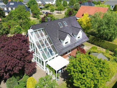 Großzügiges Familienhaus in ruhiger und zentraler Ortslage von Jesteburg