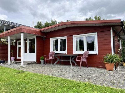 Wochenendhaus in direkter Kanallage