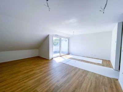 Charmante 1,5 Zimmer-Dachgeschosswohnung mit Balkon