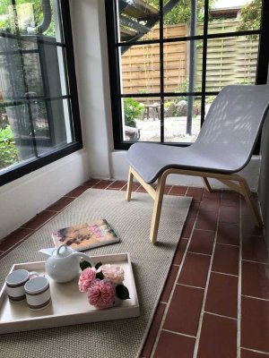 Möbliert: Schicke Villa souterrain Wohnung, in Gross Flottbek Hamburg-mit Wintergarten