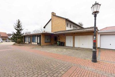 Lifestyle und Business: Attraktive Immobilie mit Gewerbeeinheit in Hagen am Teutoburger Wald