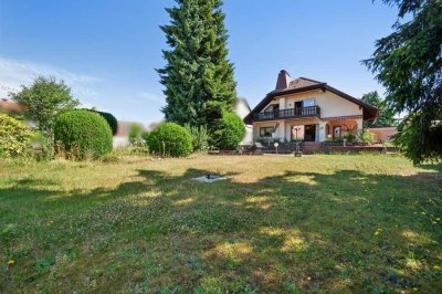 Familientraum mit Extra-Perspektive: Zweifamilienhaus in Bürgel mit Möglichkeit für zusätzliches EFH