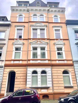 Massives Mehrfamilienhaus mit 5 vollvermieteten Einheiten Wuppertal-Barmen