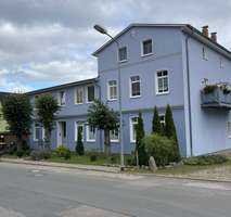 Schöne 3 Raum-Maisonette-Wohnung mit Balkon