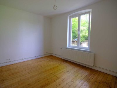 Erstbezug nach Sanierung: attraktive 2-Zimmer-Wohnung zur Miete in Bielefeld-Sieker, Altbau