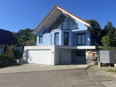 Freistehendes Einfamilienhaus, das sich noch ganz nach Ihren Wünschen gestalten lässt!