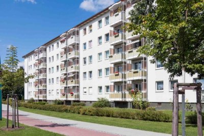 4-Raum-Wohnung mit Wanne und Dusche