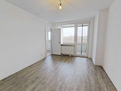 **Helle 1-Zimmer-Wohnung mit EBK, Balkon und tollem Ausblick**