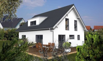 Null-Energie-Kosten-Einfamilienhaus mit Einliegerwohnung auf schönem Grundstück
