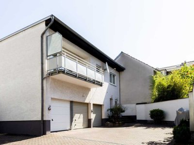 Großzügige, helle 3-Zi.-ETW im EG + OG eines Hinterhauses im beliebten Woogsviertel mit Garagenplatz