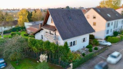 +++Modernisiertes, großzügiges Einfamilienhaus mit Wintergarten, Südwestterrasse, Garten, Doppelg...