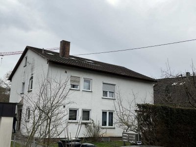 Attraktive 2-Zimmer Wohnung im Dachgeschoß in Böblingen