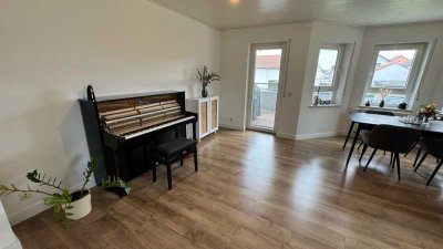 Sehr helle 3-Zimmer-Hochparterre-Wohnung mit EBK in Hambrücken