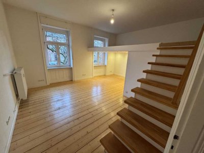 +++Exklusive, modernisierte 1,5-Zimmer-Wohnung, Neue Premium Einbauküche, TopLage, Altbau-Charme+++