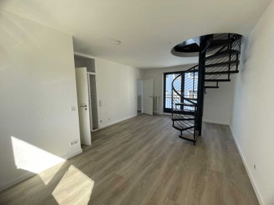Renoviert! 2-Zimmer-Maisonetten-Wohnung in Krefeld City zu vermieten