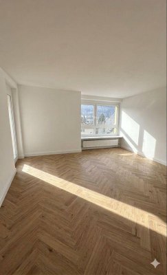Erstbezug nach Sanierung: Helle 2-Zimmer-Wohnung mit Balkon und Bergblick in Kufstein-Sparchen – auch WG geeignet
