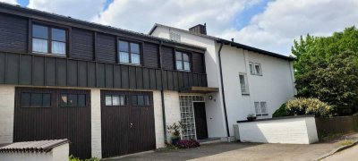 Günstiges 6,5 -Raum-Einfamilienhaus mit EBK in Aichach