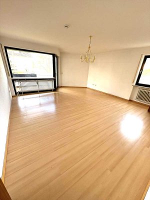 Großzügige 3 ZKB im begehrten Stadtteil Göggingen