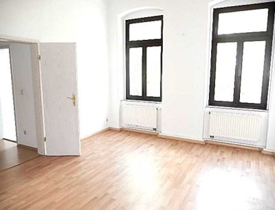 2 R.Whg. Chemnitz Kaßberg , Lift, lichtdurchflutet, Laminat, Bad mit Wanne, Küche mit Fenster,