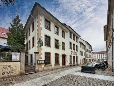 Erdgeschosswohnung mit zusätzlicher Nutzfläche