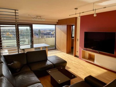 Helle 2-Zimmer Wohnung im 7. OG mit zwei Balkonen und Garage in Nürnberg-Großgründlach
