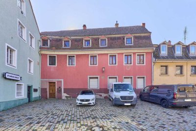 Denkmalgeschütztes 7-Parteienhaus – Kapitalanlage mit klar definiertem Sanierungspotenzial