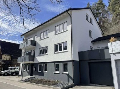 Kernsanierte 5-Zimmer-Wohnung