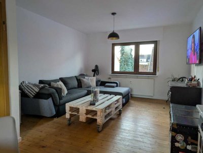 5 Zimmer Maisonette-Wohnung mit Garten. Frei ab 01.01.2026