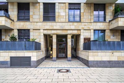Schicke Neubauwohnung im Palais am Herzogin Garten. Mit großer Terrasse, EBK, Ankleide, Parkett,...