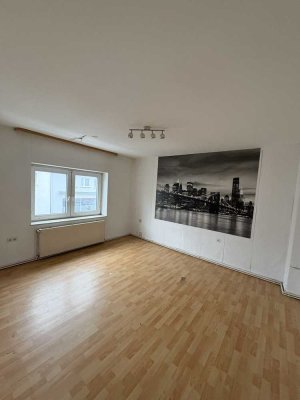 2 Zimmer - Wohnung sucht nette Nachmieter