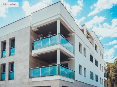 Provi frei 4 Zimmer - Wohnung mit Balkon