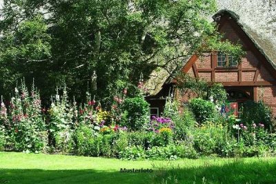 Einfamilienhaus mit integrierter Büroeinheit - Wohnen und Arbeiten unter einem Dach