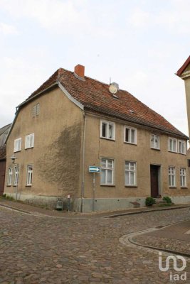 Charmantes Stadthaus – denkmalgeschützt & vielseitig nutzbar