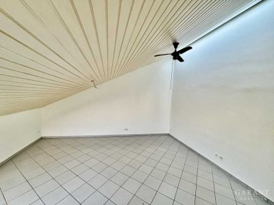 Charmante 3 Zimmer-DG-Wohnung mit cleveren Details in Uni-Nähe!