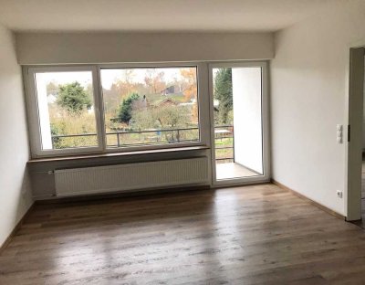 Kernsanierte 3-Zimmer-EG-Wohnung mit EBK und Balkon in Neuwied-Segendorf