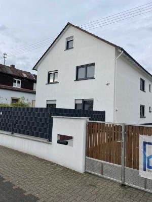 Neu renoviertes 2 FH in Ka-Neureut / WG und Mehrgenerationenhaus geeignet
