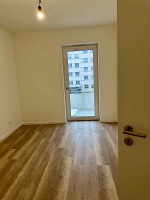 Geschmackvolle 2-Raum-Wohnung.  Erleben Sie luxuriöses Wohnen am Wasser in Berlin Spandau