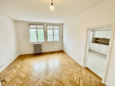 Helle 2,5-Zimmer-Altbauwohnung in Jugendstilvilla – Bestlage Hietzing (U4-Nähe)