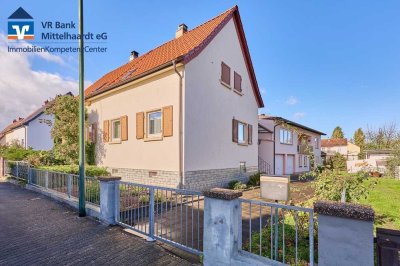Zwei Einfamilienhäuser auf großzügigem Grundstück in familienfreundlicher Lage von Bad Dürkheim!