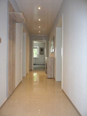 Frisch modernisierte, luxuriöse 3 Zi.-Whg mit Balkon in Ennepetal von privat