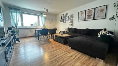 Gepflegte 3-Zimmer-Wohnung mit Terrasse und Einbauküche am Klieversberg