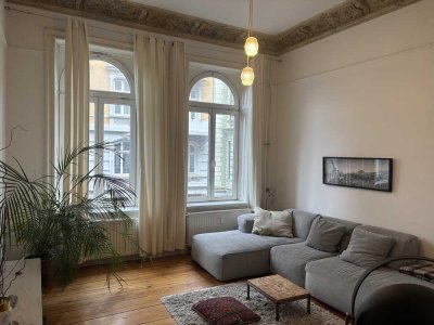 Helle Gründerzeitwohnung in der Susannenstraße