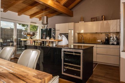 Urbaner Lifestyle / Eigene Dachetage mit Galerie &amp; Terrasse