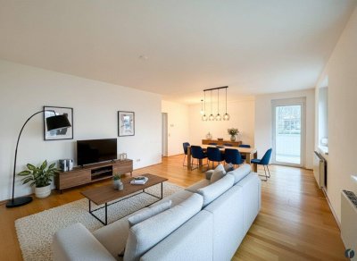 Citynah wohnen, Grün genießen: 2 Zimmer mit Loggia