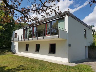 Exklusive Lage im Bamberger Berggebiet mit unverbaubarem Blick über die Stadt, kurzfristig verfügbar