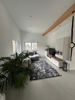 Neuwertige 2-Raum-Wohnung mit Balkon und Einbauküche in Heroldsbach