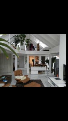 Designer Wohnung mit viereinhalb Zimmern in Vaihingen Dachswald