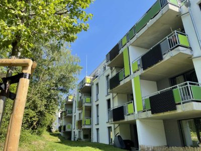 gemütliche neuwertige 2-Zimmer Wohnung im Untergeschoss